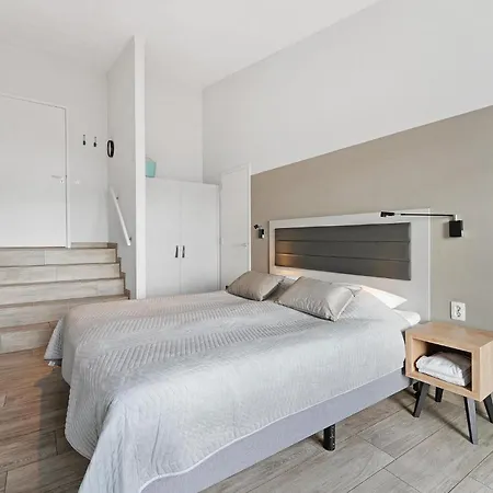 Villa 37 - Sea & | Family By The With Views Over The Water Ouddorp